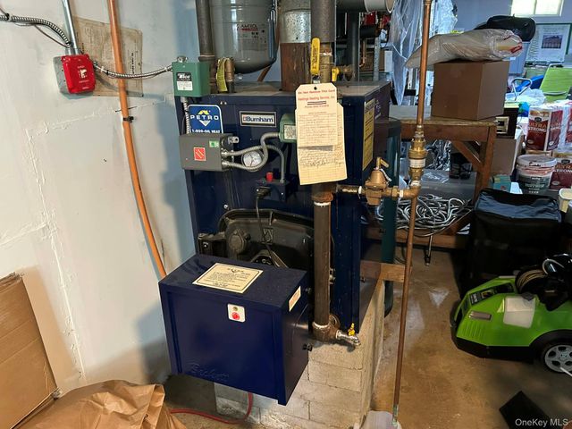 9 Sycamore Drive, Hyde Park, NY 12538