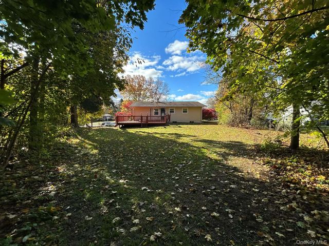 9 Sycamore Drive, Hyde Park, NY 12538