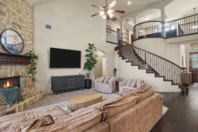 2809 Stackhouse Street, Fort Worth, TX 76244