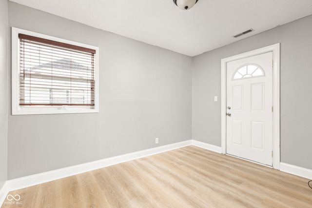 8231 E 50th Street, Indianapolis, IN 46226