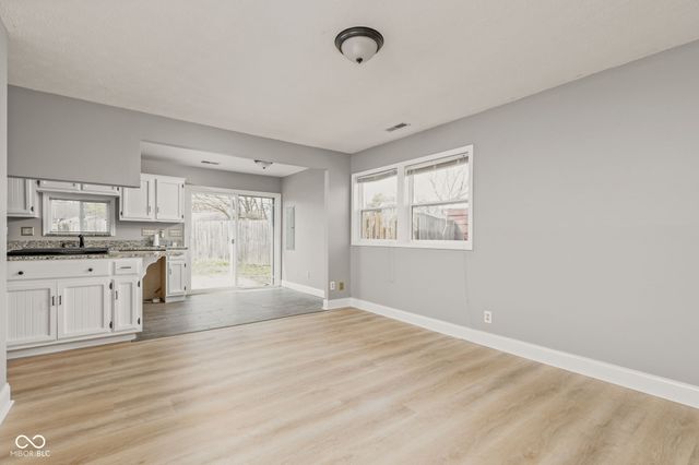 8231 E 50th Street, Indianapolis, IN 46226