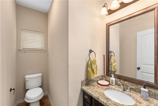 422 Momma Bear Drive, College Station, TX 77845