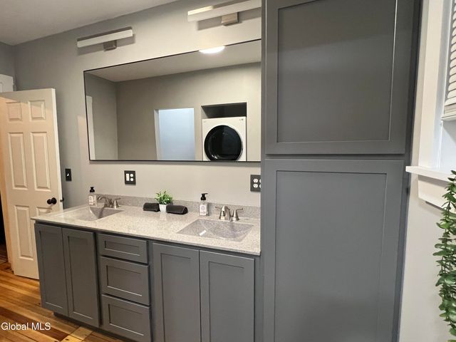 92 E Main Street, Granville, NY 12832