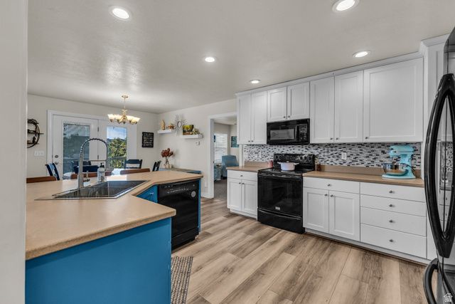 1536 W MISTY BREEZE CIR, Kaysville, UT 84037