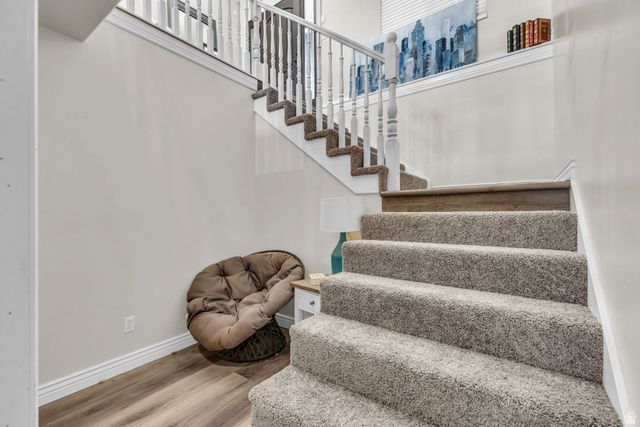 1536 W MISTY BREEZE CIR, Kaysville, UT 84037