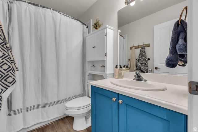 1536 W MISTY BREEZE CIR, Kaysville, UT 84037