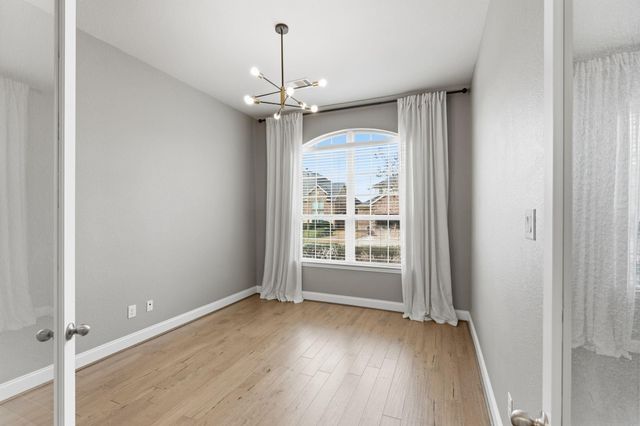 1123 Great Grey Owl Court, Conroe, TX 77385