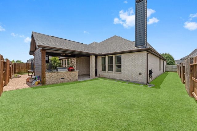 1123 Great Grey Owl Court, Conroe, TX 77385