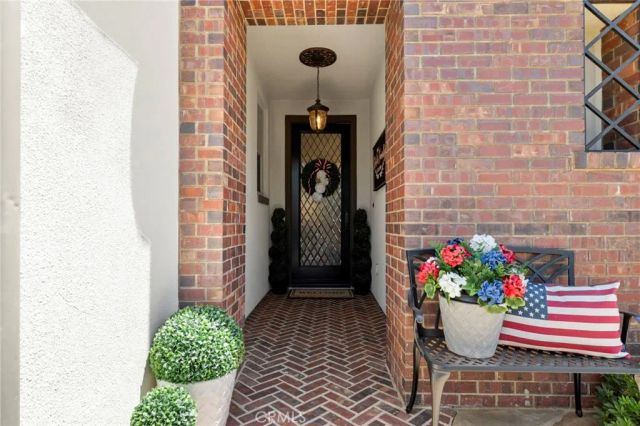 10 Jenny, Ladera Ranch, CA 92694
