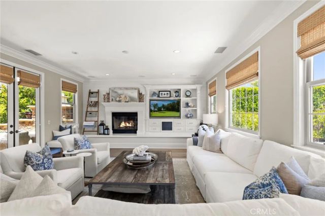 10 Jenny, Ladera Ranch, CA 92694