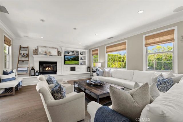 10 Jenny, Ladera Ranch, CA 92694