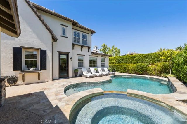 10 Jenny, Ladera Ranch, CA 92694