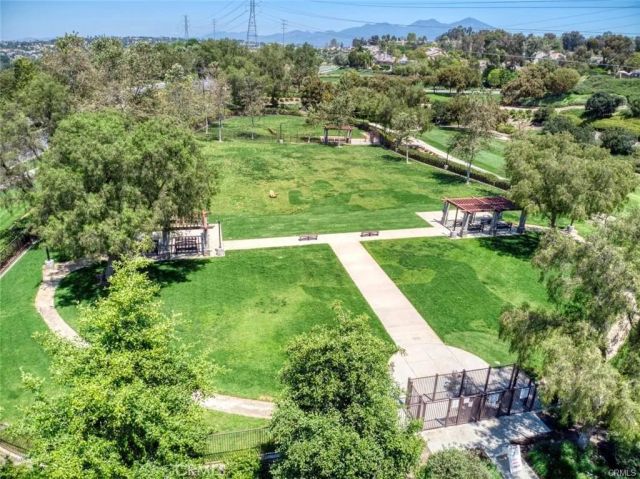 10 Jenny, Ladera Ranch, CA 92694