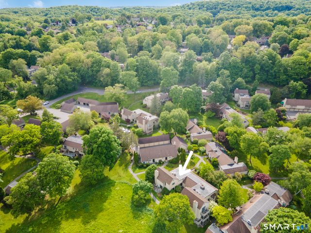 29 Heritage Village D, Southbury, CT 06488