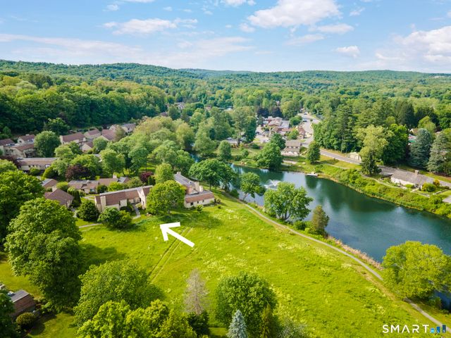 29 Heritage Village D, Southbury, CT 06488