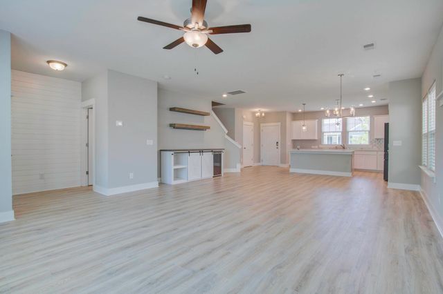 117 Archdale Street, Summerville, SC 29486