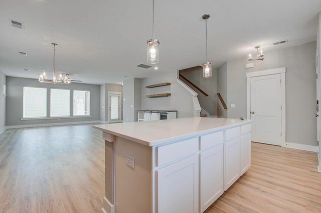 117 Archdale Street, Summerville, SC 29486
