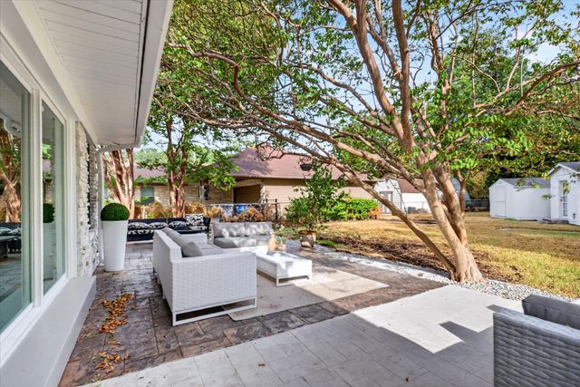 9823 Limerick Drive, Dallas, TX 75218