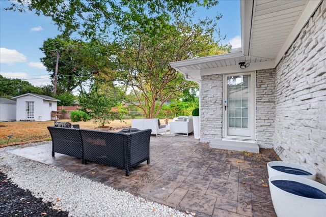 9823 Limerick Drive, Dallas, TX 75218