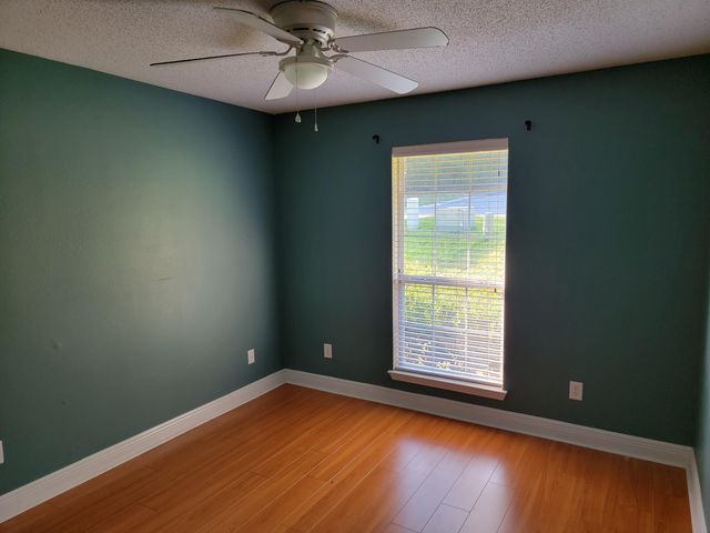 614 Territory Lane, Crestview, FL 32536