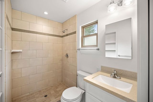 36 Wellings Place, Monterey, CA 93940