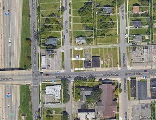 1003 E State Fair, Highland Park, MI 48203