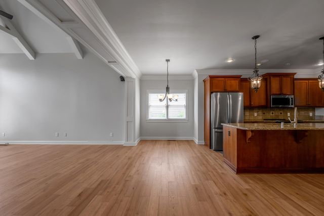 1885 Goodpaster Way, Lexington, KY 40505