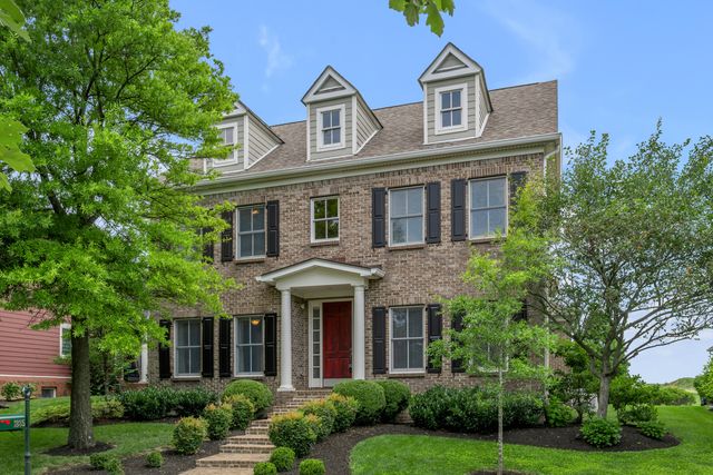 1885 Goodpaster Way, Lexington, KY 40505