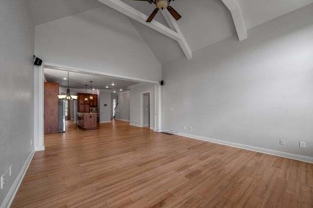1885 Goodpaster Way, Lexington, KY 40505