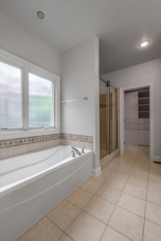 1885 Goodpaster Way, Lexington, KY 40505