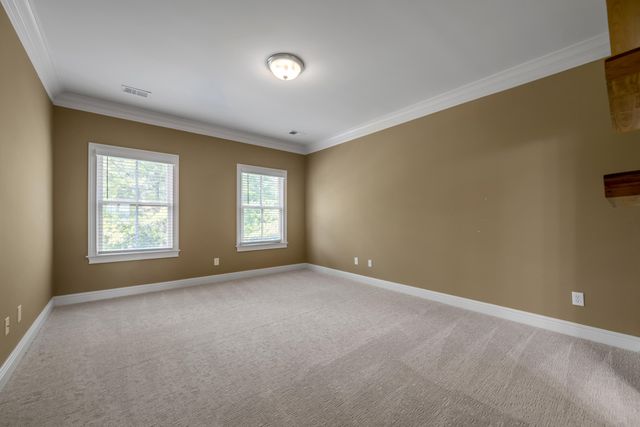 1885 Goodpaster Way, Lexington, KY 40505
