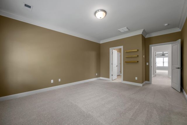 1885 Goodpaster Way, Lexington, KY 40505