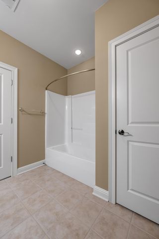 1885 Goodpaster Way, Lexington, KY 40505