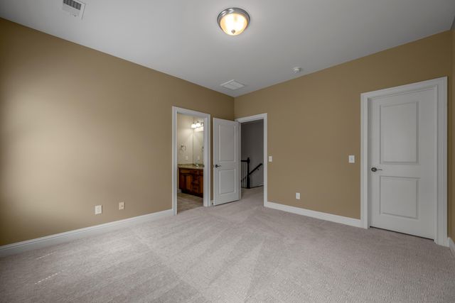 1885 Goodpaster Way, Lexington, KY 40505