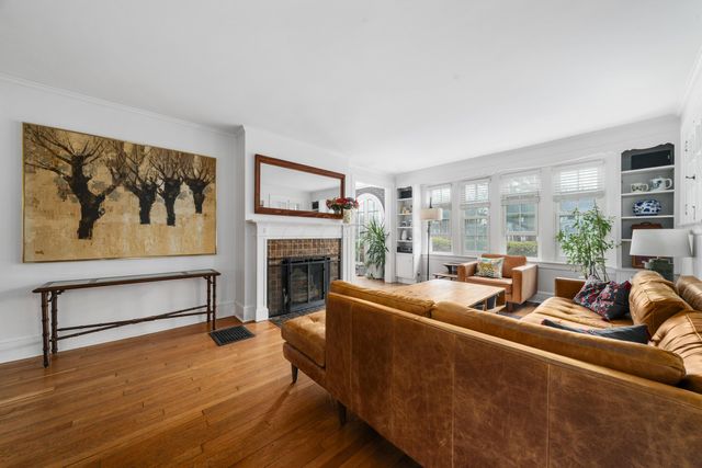 2188 Bryden Road, Columbus, OH 43209