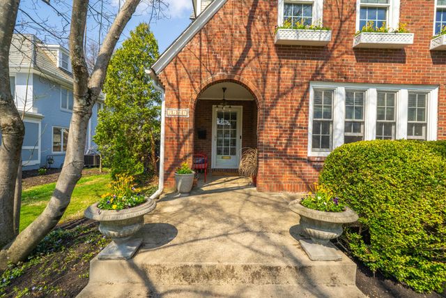 2188 Bryden Road, Columbus, OH 43209