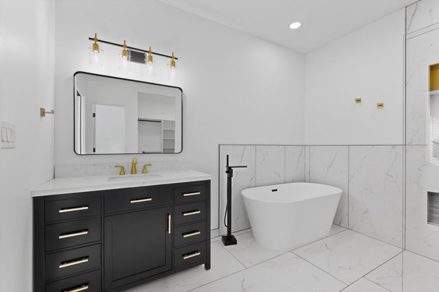 10704 Cenote Road SW, Albuquerque, NM 87121