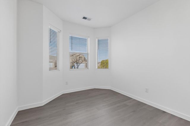 10704 Cenote Road SW, Albuquerque, NM 87121