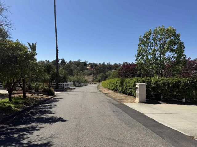 Hawks View, Fallbrook, CA 92028