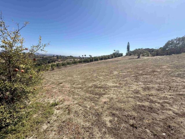 Hawks View, Fallbrook, CA 92028