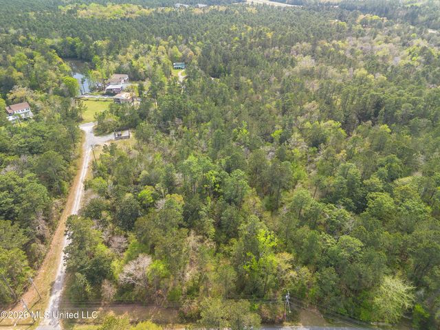 13264 River Road, Gulfport, MS 39503