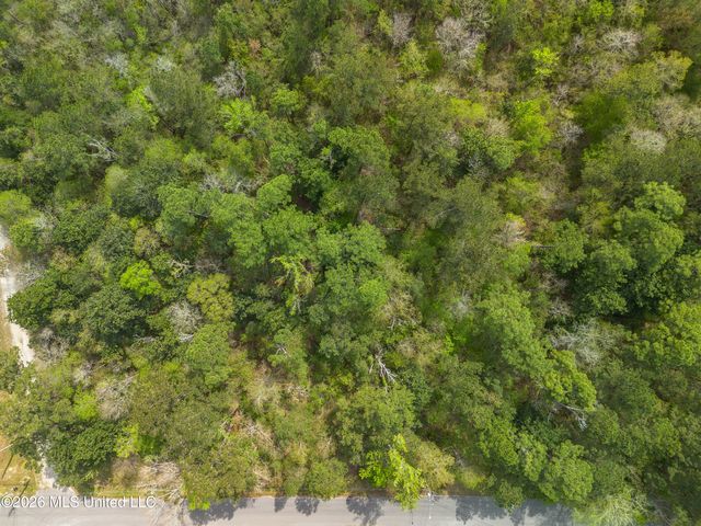 13264 River Road, Gulfport, MS 39503