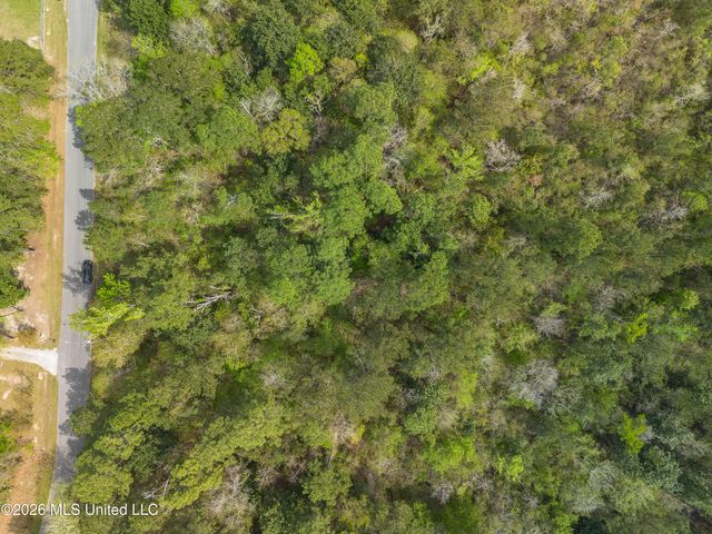 13264 River Road, Gulfport, MS 39503