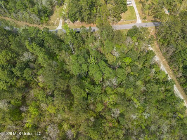 13264 River Road, Gulfport, MS 39503