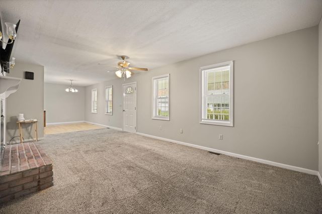 703 Knapp Avenue, Morehead, KY 40351