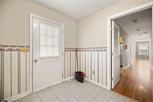 703 Knapp Avenue, Morehead, KY 40351