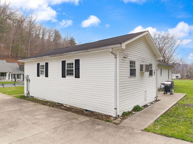 703 Knapp Avenue, Morehead, KY 40351
