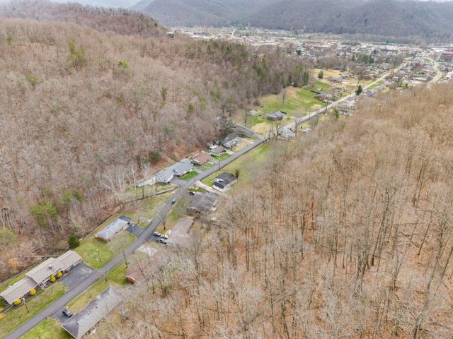 703 Knapp Avenue, Morehead, KY 40351