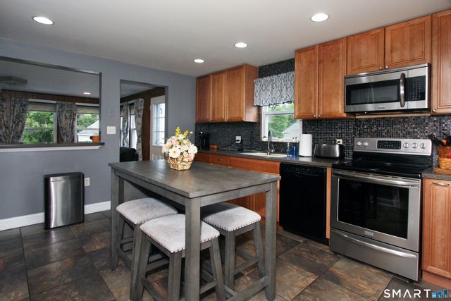 67 Peck Street, Milford, CT 06460