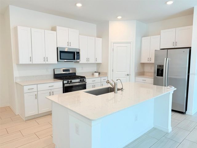 35089 BRACKETT BEND, Zephyrhills, FL 33541